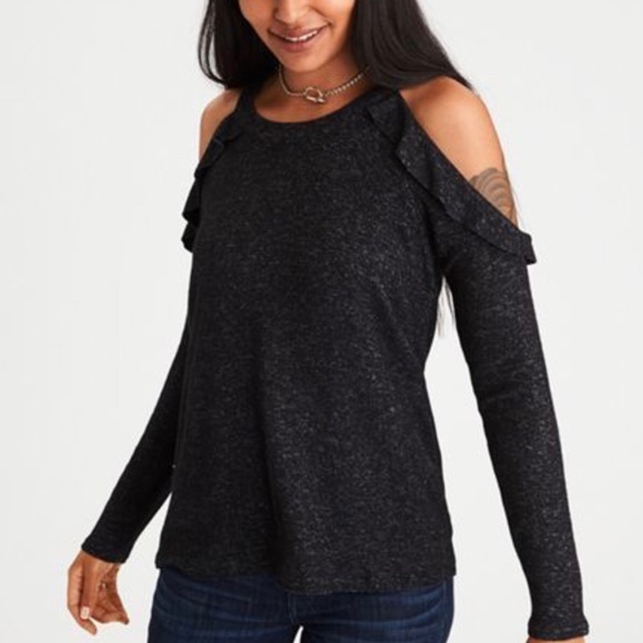 American Eagle Outfitters Tops - AEO cold shoulder shirt